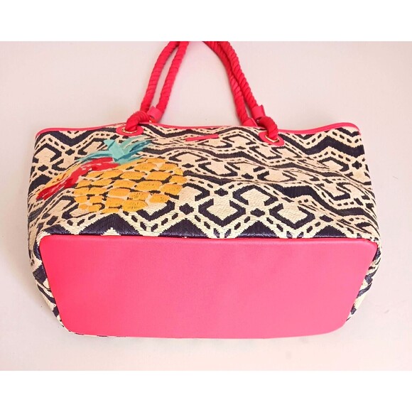 Vera Bradley Lg Straw Beach Tote Navy/ Coral Embroidered Pineapple Rope Straps - Picture 3 of 10